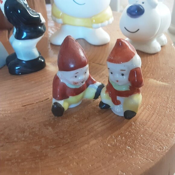 Set Of 5 Collectible Vintage Salt & Pepper Shakers - Picture 8 of 9